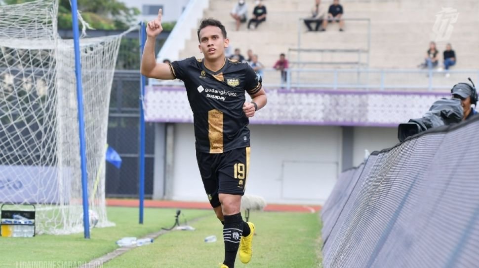 Prediksi Skor Dewa United Vs Madura United Liga 1: Penentuan 2 Tim ke ... Madura vs Dewa 2025: Rating Pemain dan Man of the Match