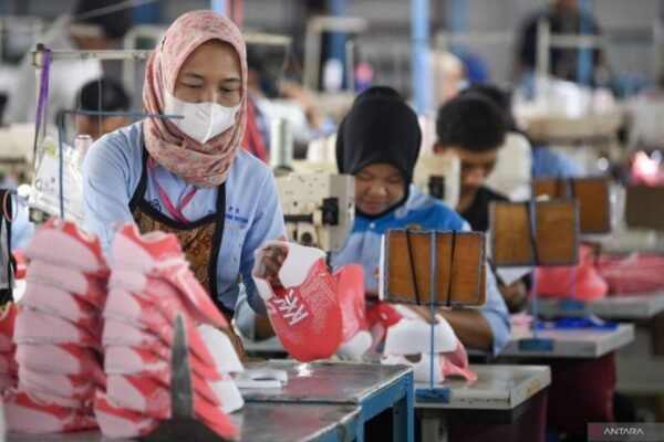 Menaker: Produktivitas tenaga kerja kunci pertumbuhan ekonomi Indonesia