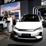 Revolusi mobil listrik Indonesia tersandera masalah premanisme