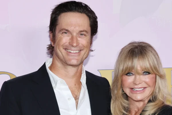Goldie Hawn akan Dihormati oleh Putranya, Oliver Hudson, di Gala Make-A-Wish