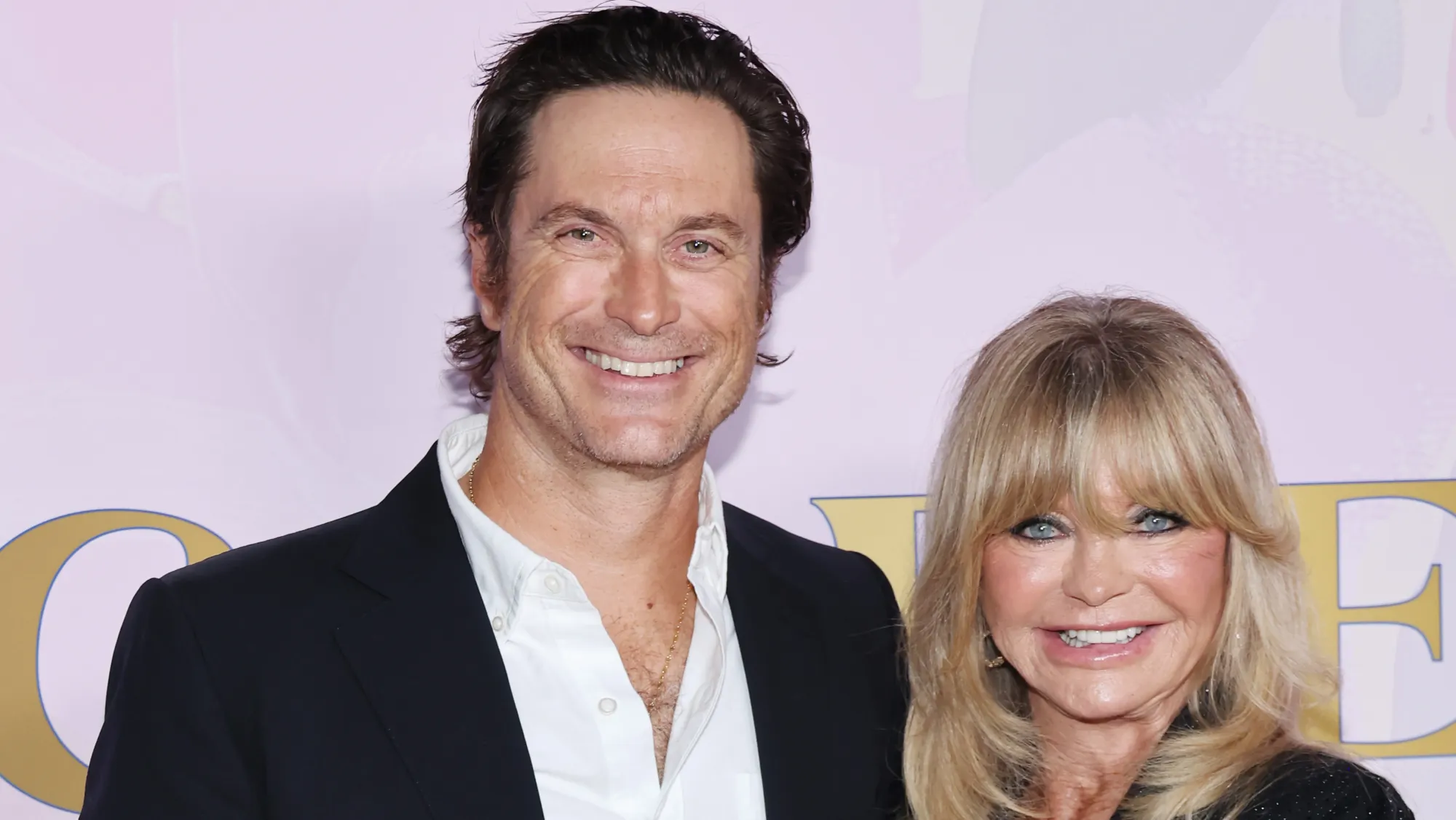 Goldie Hawn akan Dihormati oleh Putranya, Oliver Hudson, di Gala Make-A-Wish