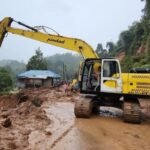 Indonesia berpacu untuk memulihkan jalan setelah banjir Sumatra