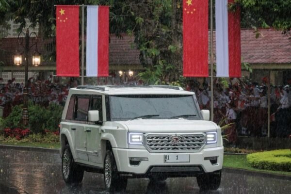 Nota kesepahaman ditandatangani untuk mobil nasional Indonesia, namun masih ada pertanyaan mengenai proyek 'ambisius' ini