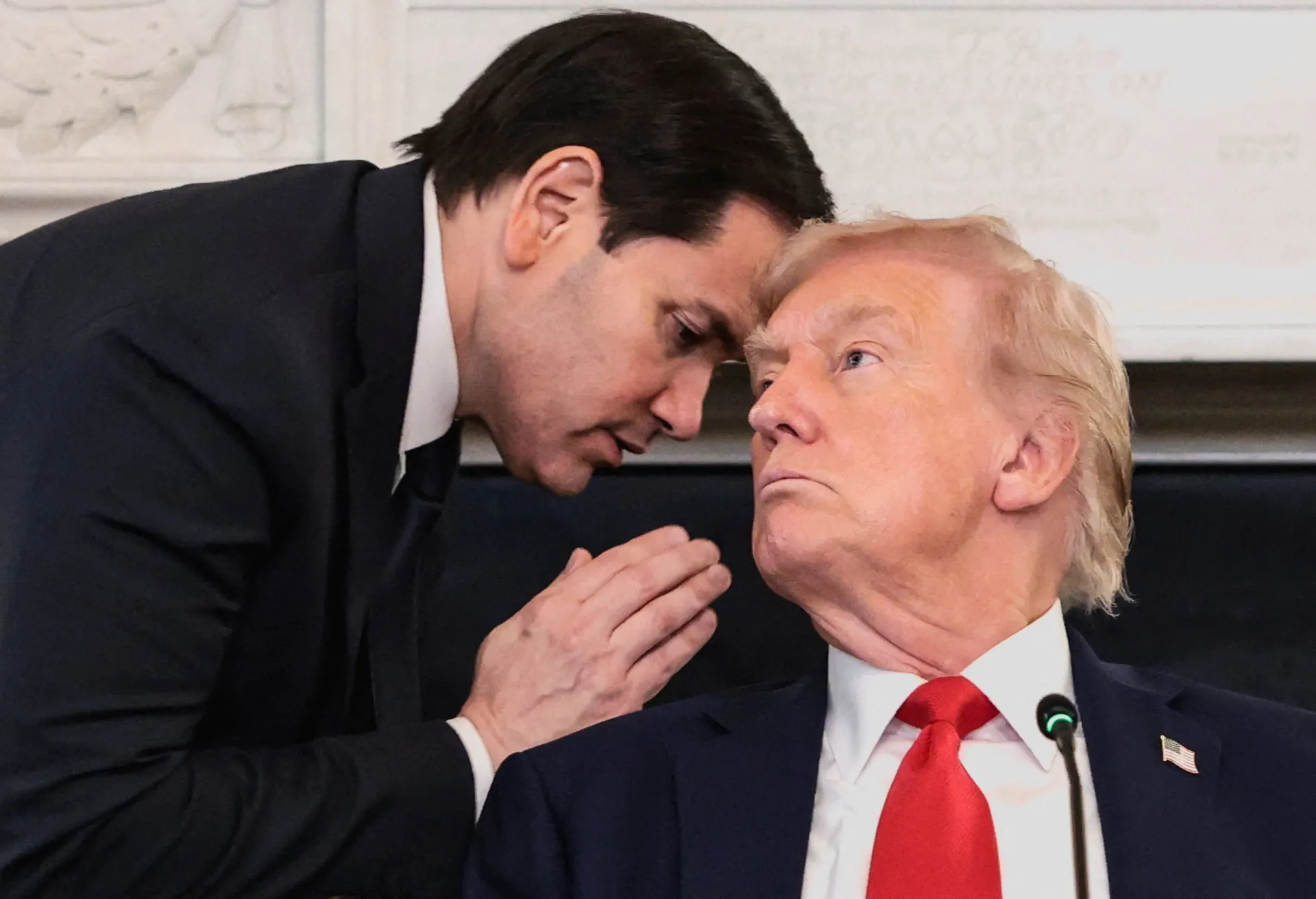 Dunia merespons kesepakatan gencatan senjata di Gaza yang diumumkan oleh Trump.