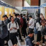 Indonesia berjuang untuk menciptakan lapangan kerja bagi kaum mudanya