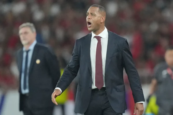 Indonesia mengalahkan Bahrain dalam pertandingan kualifikasi Piala Dunia yang krusial.