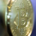 Pembaruan harga Bitcoin: Harga BTC turun mendekati $90.000 seiring dengan kembalinya ketidakpastian makroekonomi.