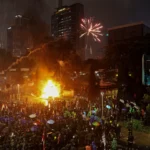 Demonstrasi kembali meletus di Jakarta, Indonesia, setelah seorang pengemudi layanan berbagi tumpangan tewas.