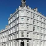 Hilton akan membuka kembali hotel tertua di Plymouth di bawah merek gaya hidup