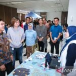 Indonesia meluncurkan pemeriksaan kesehatan gratis untuk pekerja sektor ekonomi kreatif.