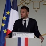 Macron mengatakan bahwa negara-negara adidaya sedang berjuang melawan godaan ‘untuk memecah belah dunia’