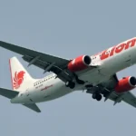 Pesawat Lion Air penerbangan JT-610 dari Indonesia jatuh ke laut dengan 189 orang di dalamnya, kata pihak berwenang