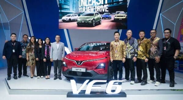 VinFast VF6 diluncurkan dalam varian kemudi kanan di Indonesia – SUV listrik segmen B dengan jangkauan hingga 399 km (WLTP); mulai dari RM103 ribu
