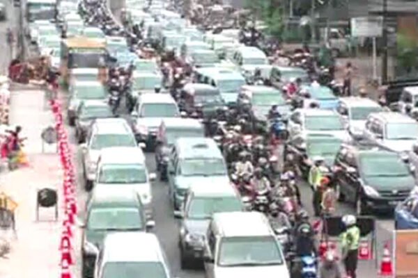 GM berupaya bersaing dengan Toyota di Indonesia yang sedang berkembang pesat