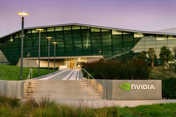 NVIDIA Mengumumkan Kemitraan Strategis dengan Lumentum untuk Mengembangkan Teknologi Optik Terkini