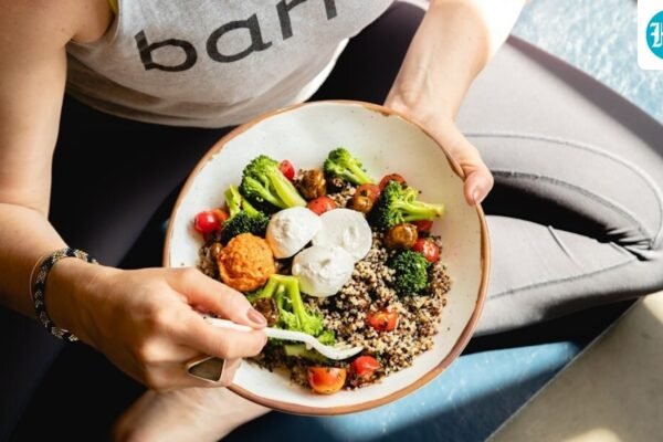 Pelatih kebugaran membagikan panduan ramah pemula untuk menurunkan berat badan 10 kg dengan lebih cepat dan berkelanjutan: Mulai dari pola makan hingga latihan