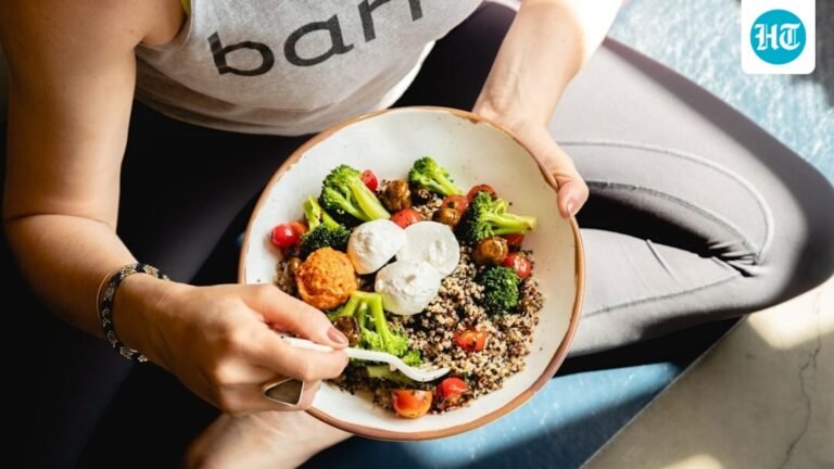 Pelatih kebugaran membagikan panduan ramah pemula untuk menurunkan berat badan 10 kg dengan lebih cepat dan berkelanjutan: Mulai dari pola makan hingga latihan