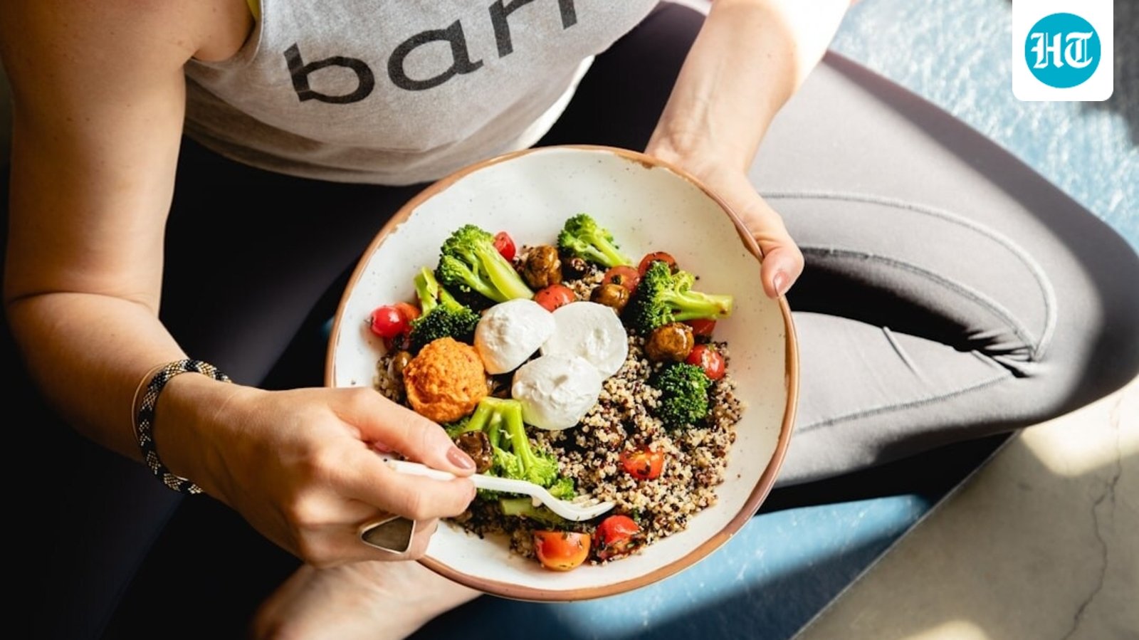 Pelatih kebugaran membagikan panduan ramah pemula untuk menurunkan berat badan 10 kg dengan lebih cepat dan berkelanjutan: Mulai dari pola makan hingga latihan