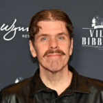 Perez Hilton Mengaku Bertemu Tuhan Setelah Dirawat di Rumah Sakit Selama Tiga Minggu