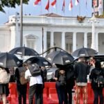 Kitab Undang-Undang Hukum Pidana (KUHP) baru Indonesia mulai berlaku, memicu kekhawatiran terkait hak asasi manusia dan kebebasan berekspresi