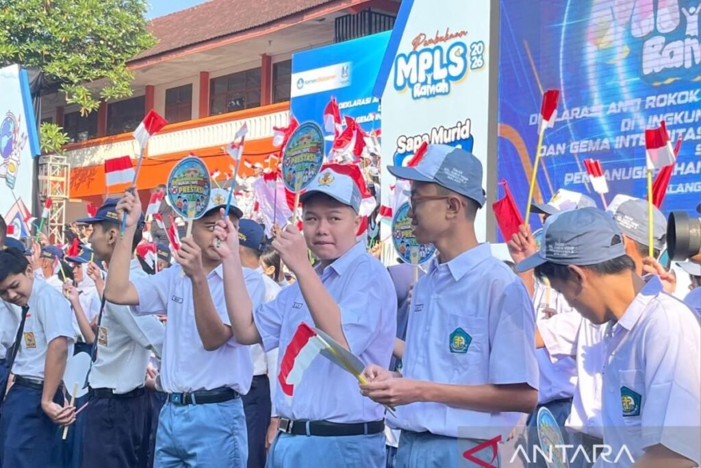 Indonesia meluncurkan program orientasi mahasiswa yang berfokus pada keselamatan
