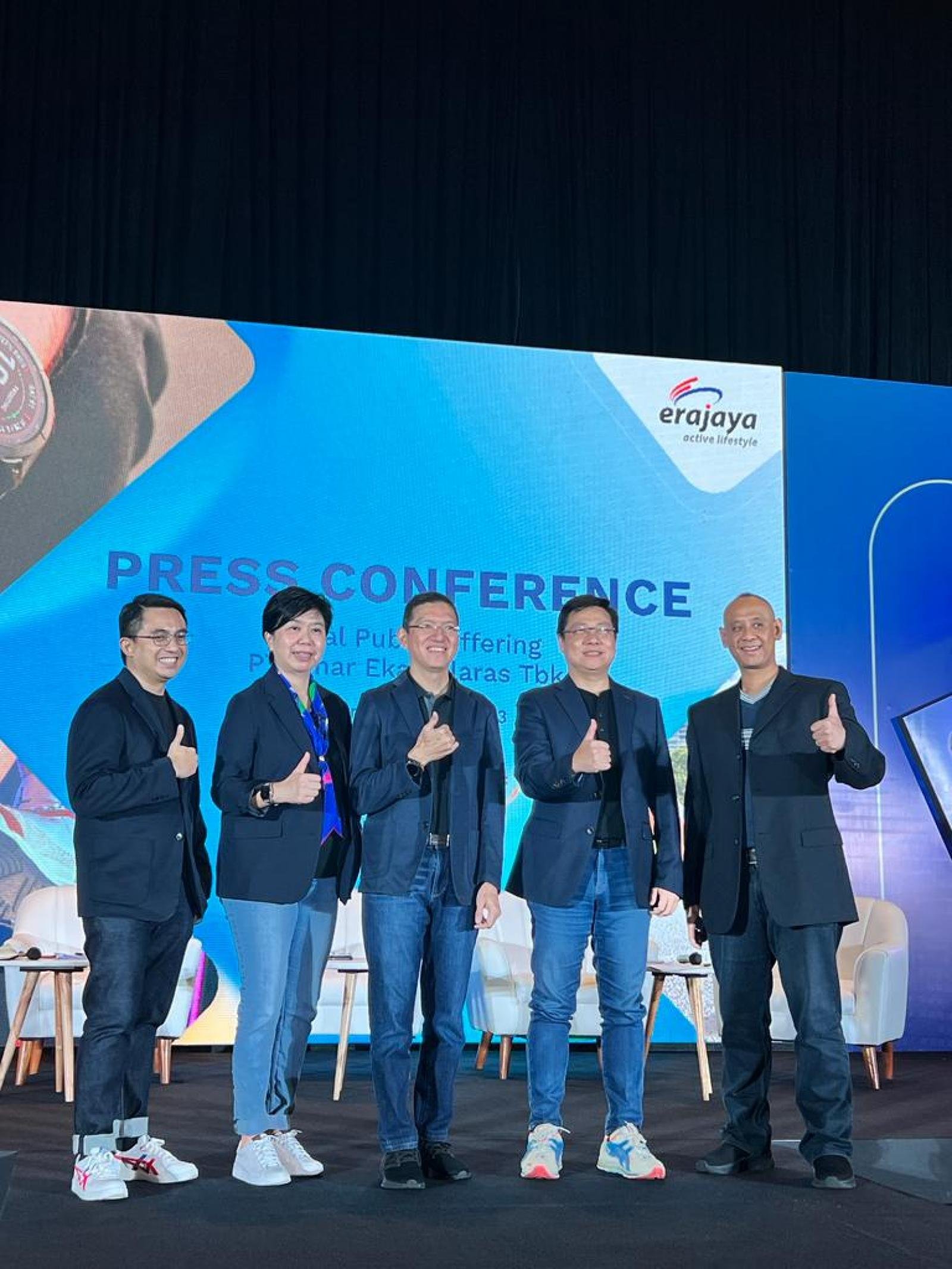 Dengan nilai investasi sebesar Rp 94,19 miliar, ERAL mengakuisisi JD Sports Fashion di Indonesia