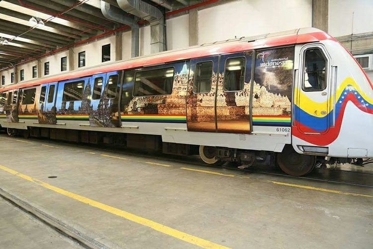 Destinasi dan budaya Indonesia menghiasi gerbong kereta bawah tanah di Venezuela